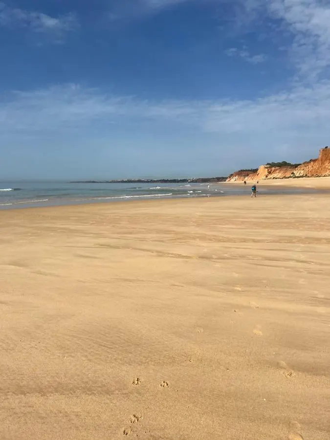 Falesia Beach Town House 2 Bedroom Olhos de Agua  Holiday home