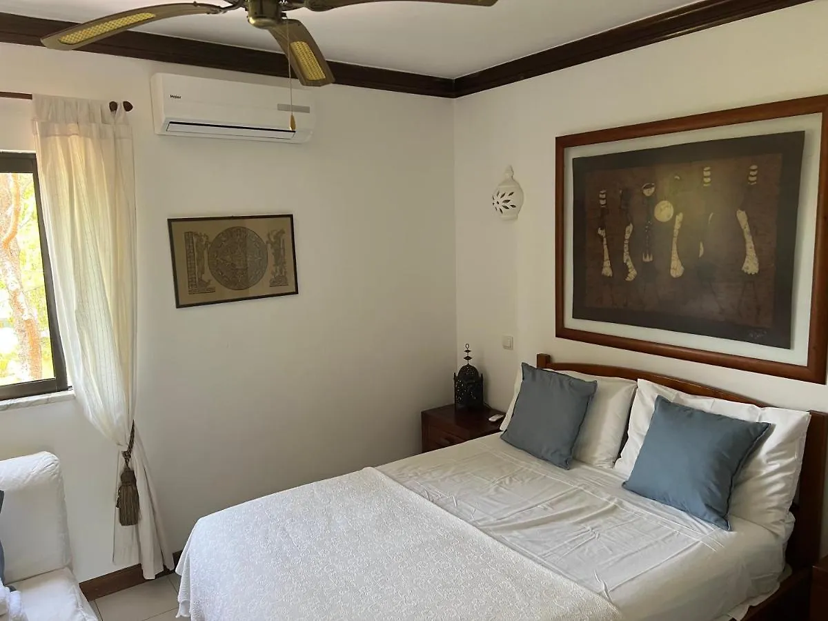 Falesia Beach Town House 2 Bedroom Olhos de Agua  0*, Olhos de Agua (Albufeira)