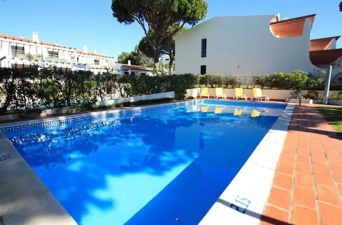 Falesia Beach Town House 2 Bedroom Olhos de Agua  Olhos de Agua (Albufeira)